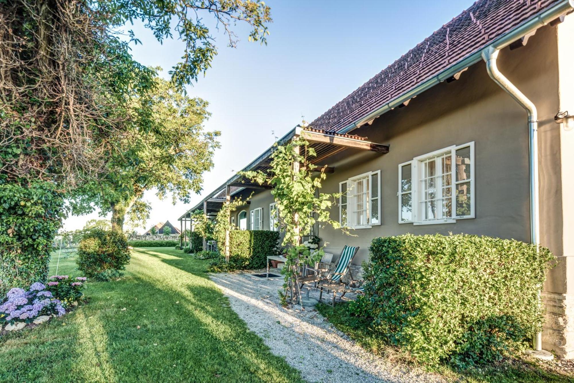 Вилла Winzarei, Weingut Tement Berghausen Экстерьер фото